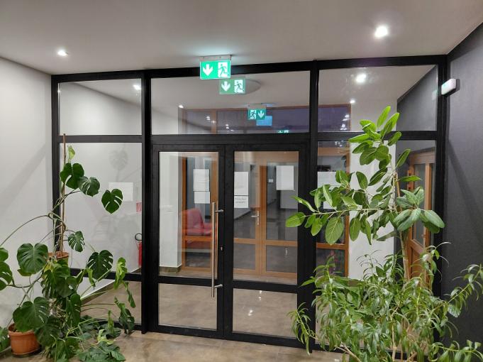 Zádverie pre Kultúrny dom Mojmírovce